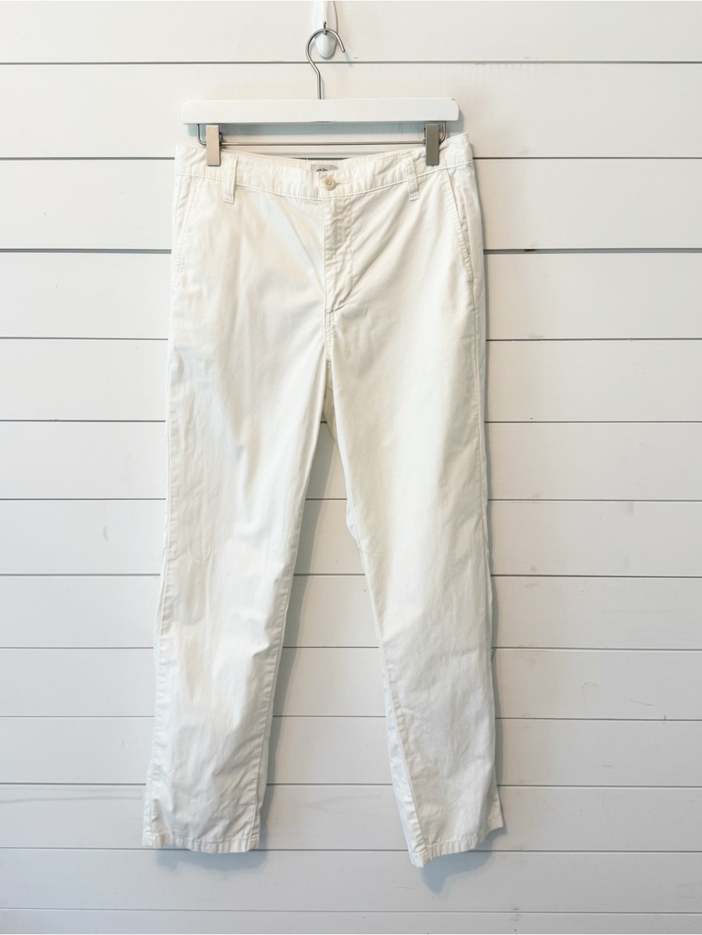 J.Crew | Women’s Slouchy Boyfriend 100% Cotton White Chinos size 28T